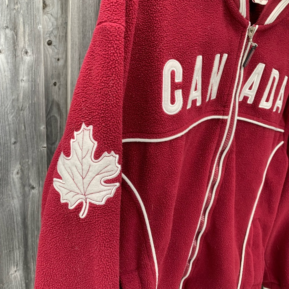 Canada Red Fleece Zip-Front Jacket - Picture 4 of 12